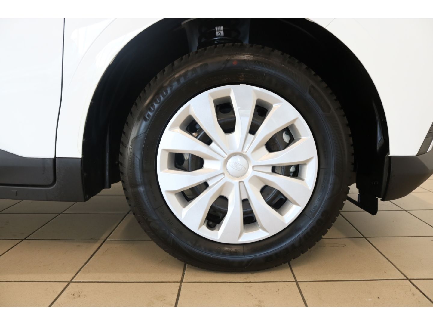 Fahrzeugabbildung Ford Transit Courier Trend 1.0 EcoBoost EU6e Apple Ca