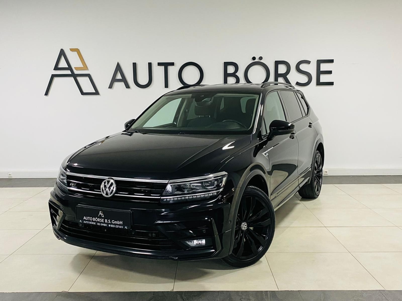 VW Tiguan Allspace HIGHL R Line BLACK*STH*ViCo*LED*