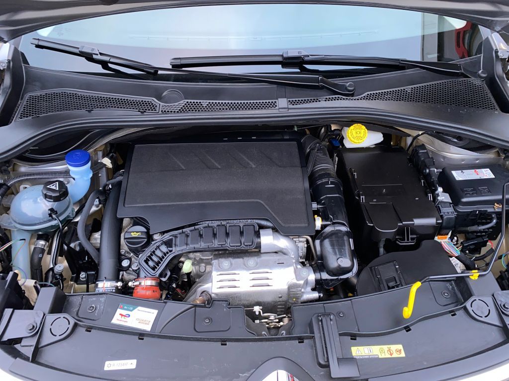 Fahrzeugabbildung Citroën C3 110 EAT6 MAX *LED*Cam*Navi*Sitzh.*Allwetter*