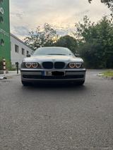 BMW 520i A - - BMW 520 aus 1997: 520i