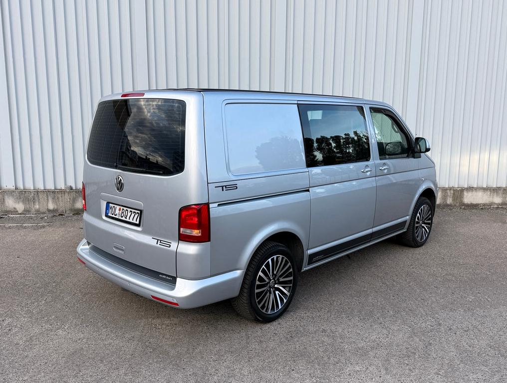 Volkswagen T5 Kombi