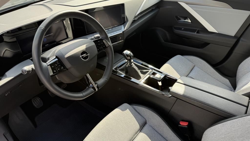 Autohaus Zimpel - Opel Astra Elegance 1.2 T LED+Kamera+Klimaautomatik+C - Bild 9 Autohaus Zimpel - Opel Astra Elegance 1.2 T LED+Kamera+Klimaautomatik+C - Bild 9