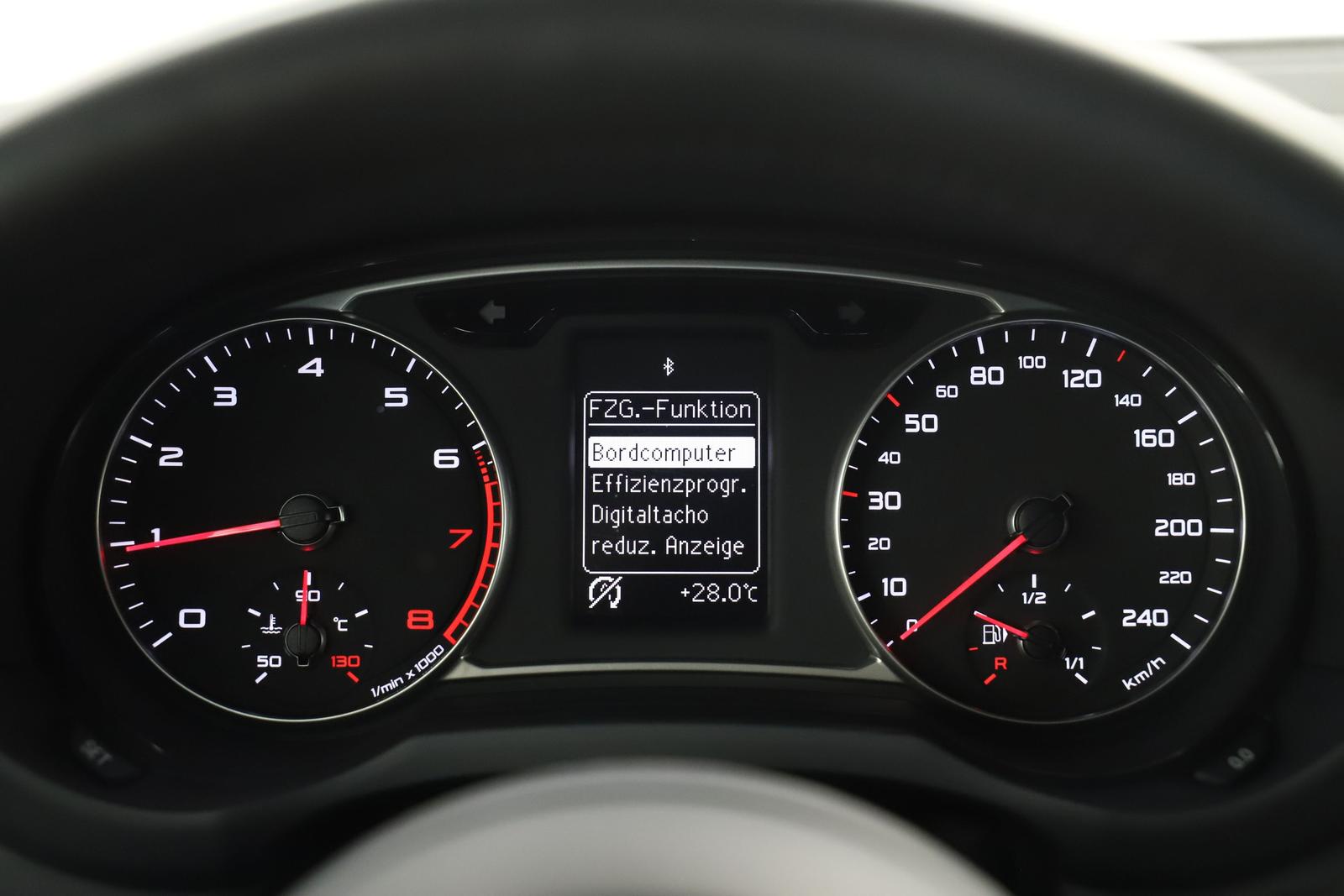 Audi A1 1.4TFSI 122PS S tronic ambition BOSE 1Hand