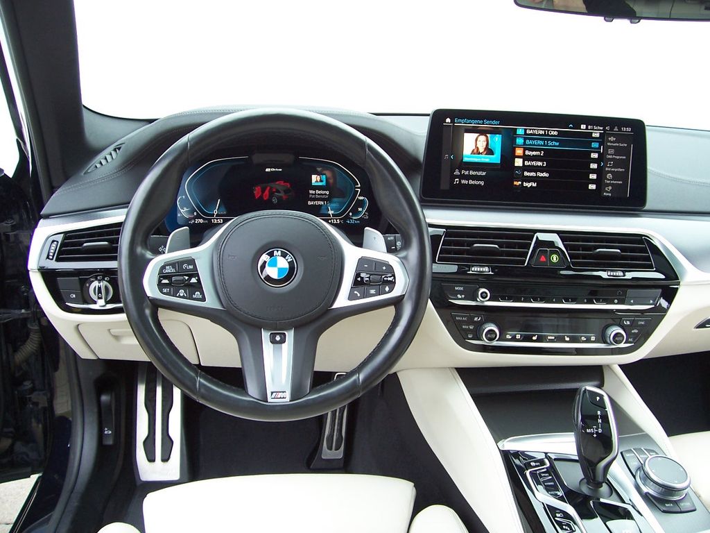 BMW 530