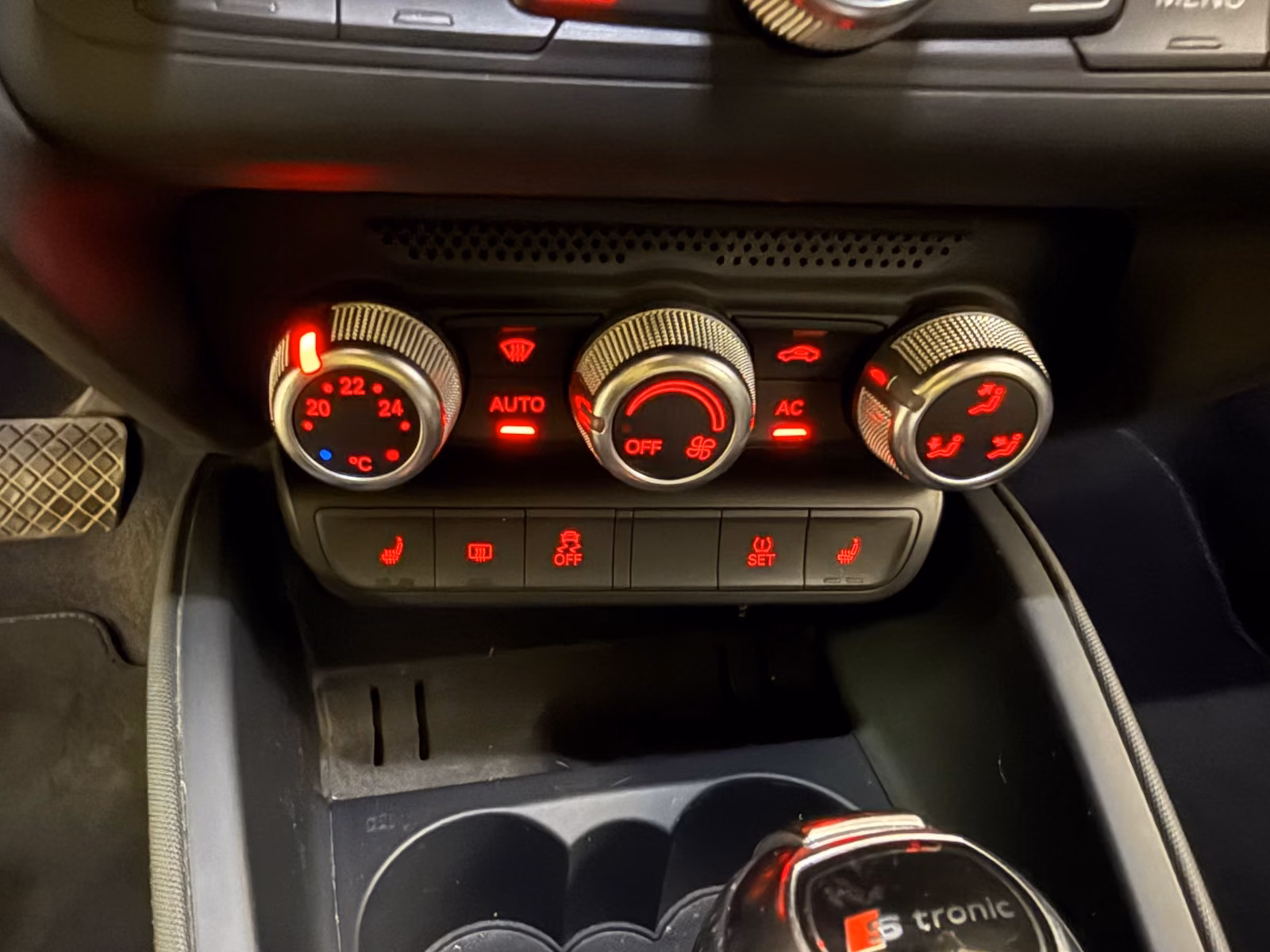 Audi A1 Sportback S-line|Bose|Automatik|SZH|Navi