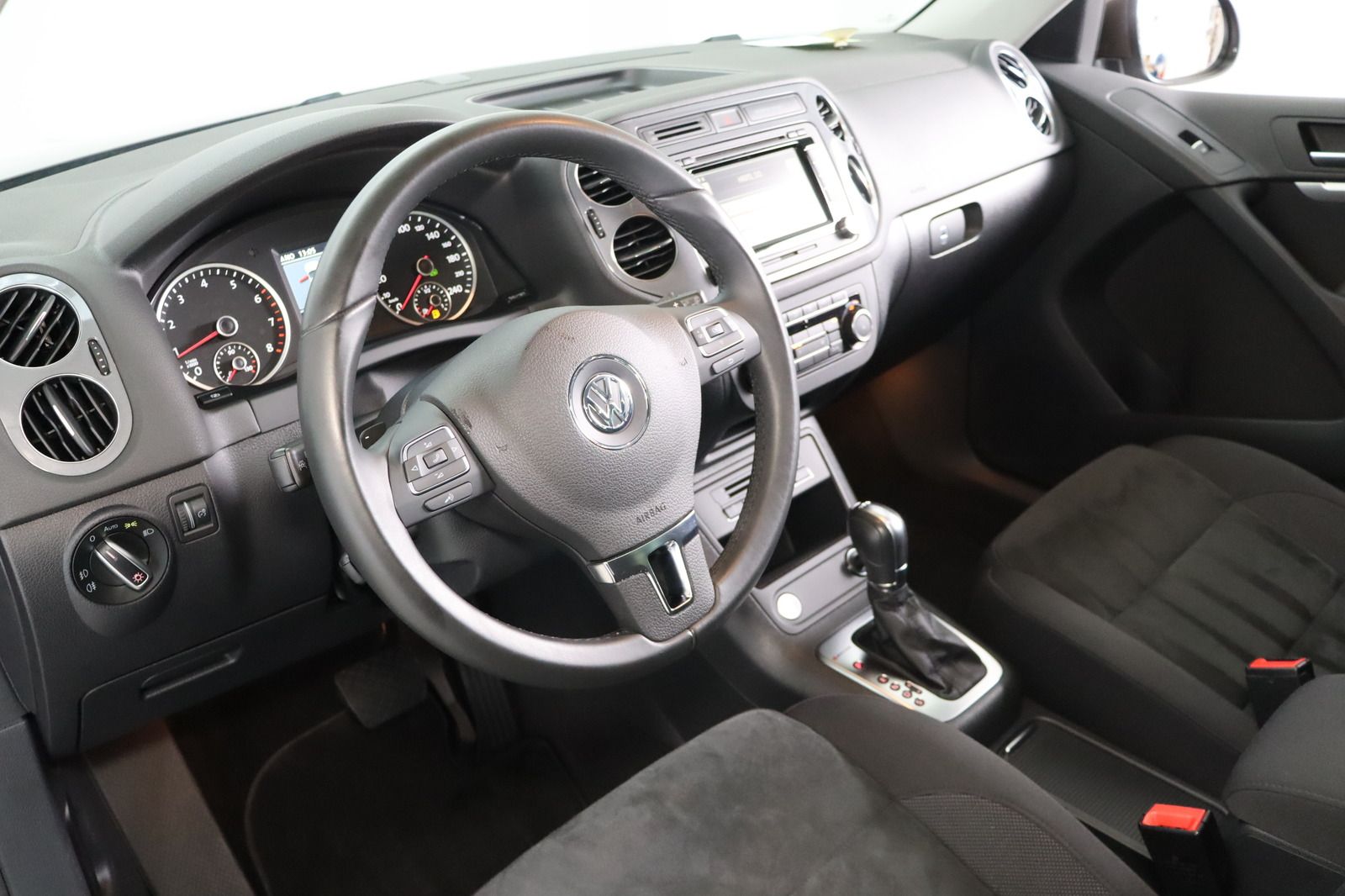 Fahrzeugabbildung Volkswagen Tiguan * Pano * Navi * Xenon * Parkassistent Tra