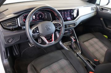Volkswagen Polo VI 2.0 TSI GTI MATRIX+LANE+CARPLAY