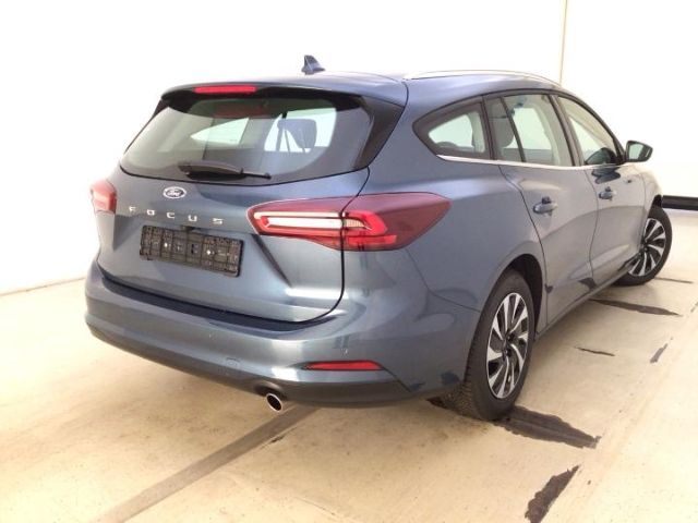 Fahrzeugabbildung Ford Focus Turnier Titanium 1.0 EcoBoost Mild-Hybrid
