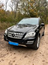 Mercedes-Benz ML 350 CDI 4MATIC - 77.000km - Mercedes-Benz ML-Class aus 2010