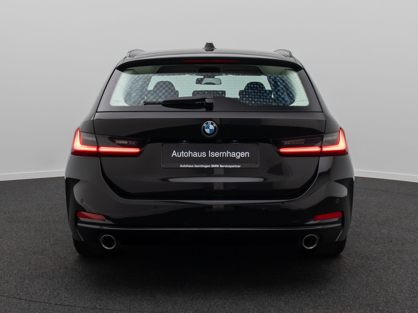Fahrzeugabbildung BMW 318i GeschwindigReg HUD DAB Kamera LED Sport