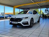 Skoda Octavia Limo RS Plus Canton-Sound Massage - Skoda Octavia mit Diesel-Antrieb: Limousine, RS