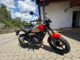 Royal Enfield Guerrilla 450 mit Zubehör - Royal Enfield Guerrilla 450