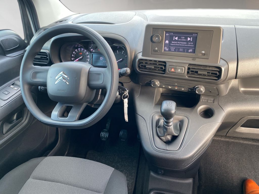 Fahrzeugabbildung Citroën Berlingo 1.2 Puretech 110 L1