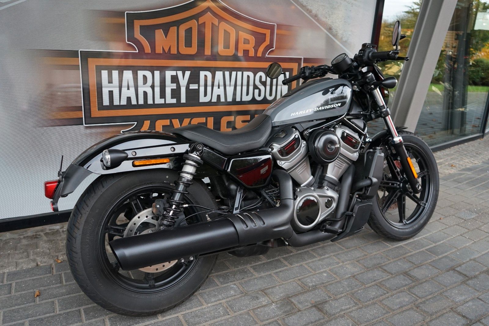 Fahrzeugabbildung Harley-Davidson Sportster Nightster 975