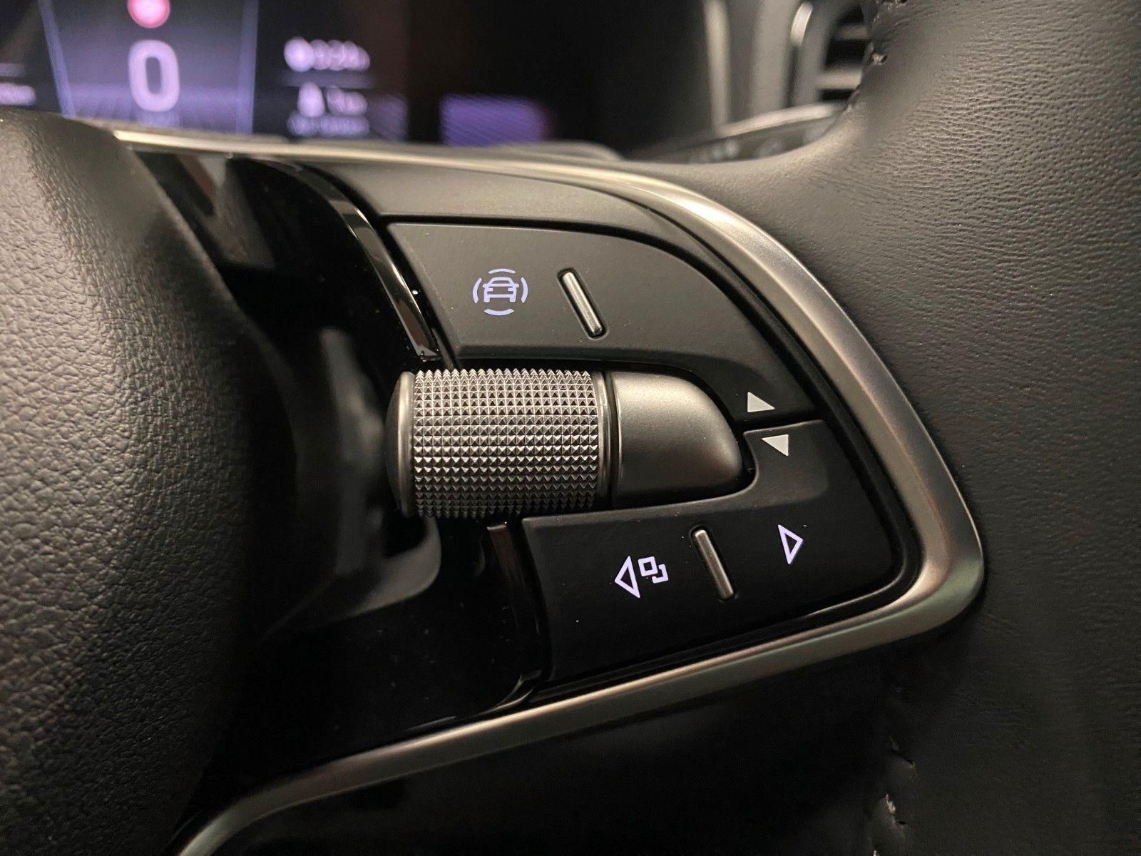 Fahrzeugabbildung SKODA Karoq 1.5 TSI DSG Selection+ACC+2030 Garantie+BC