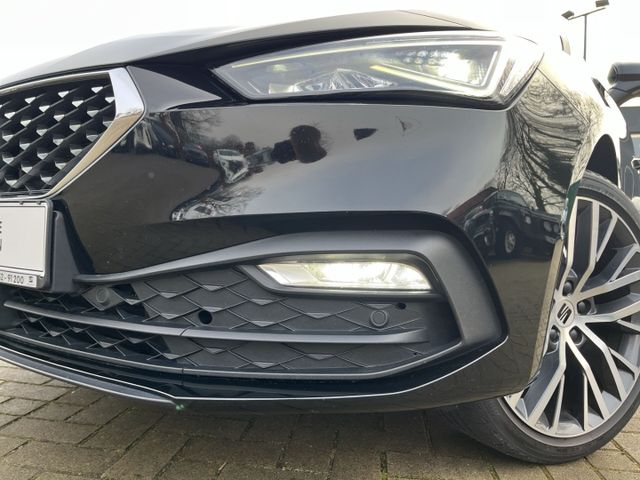 Leon Sportstourer 2,0 TDI Xcellence ACC LED NAVI