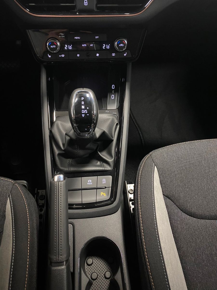 Fahrzeugabbildung SKODA Kamiq 1.0 TSI 85kW DSG Selection ACC+elek.Heck