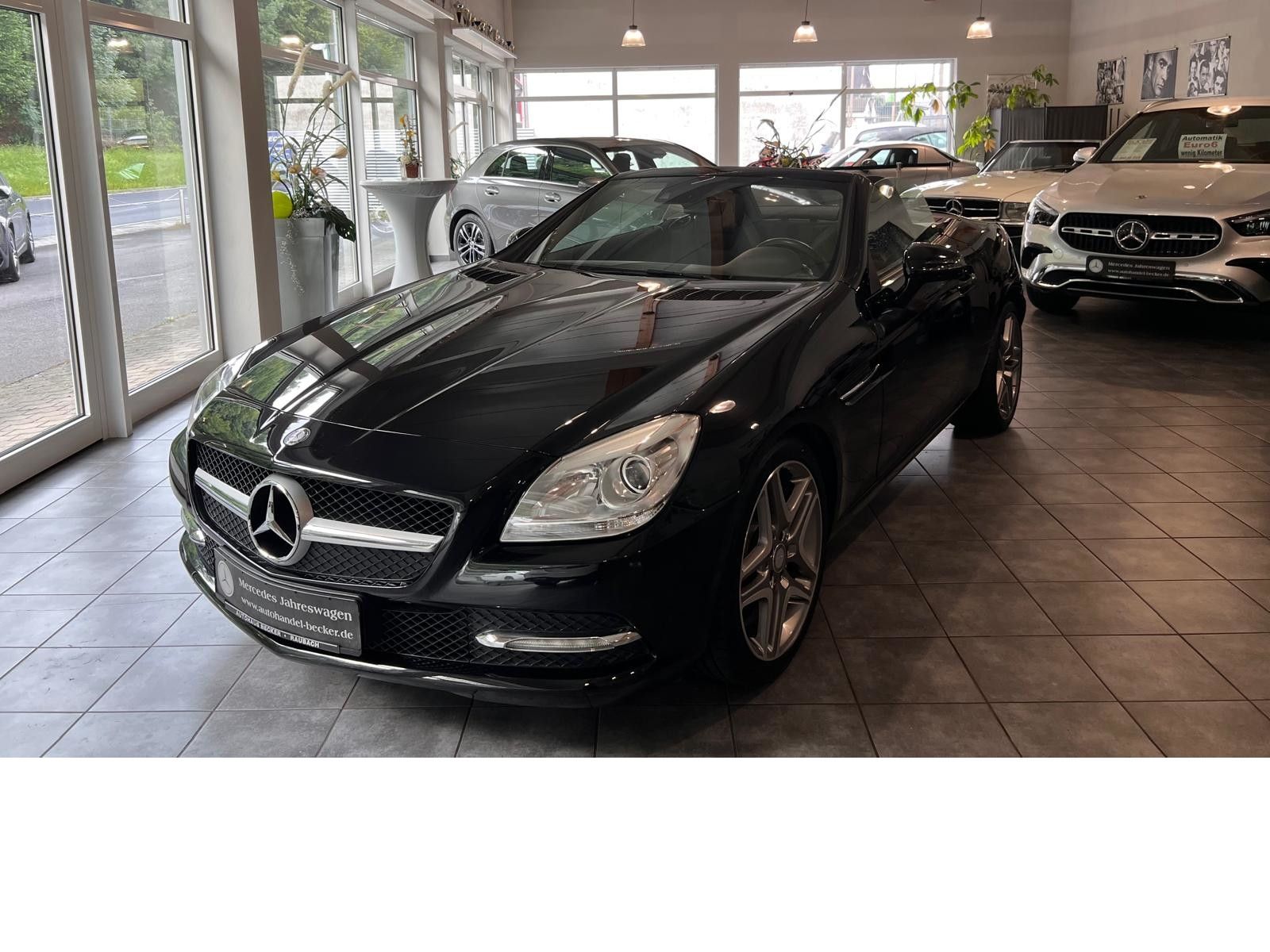 Fahrzeugabbildung Mercedes-Benz SLK 200 Roadster*Sport-Paket*Navi*Leder