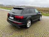 Audi SQ7 4.0 TDI wenig km - schwarze Audi SQ7