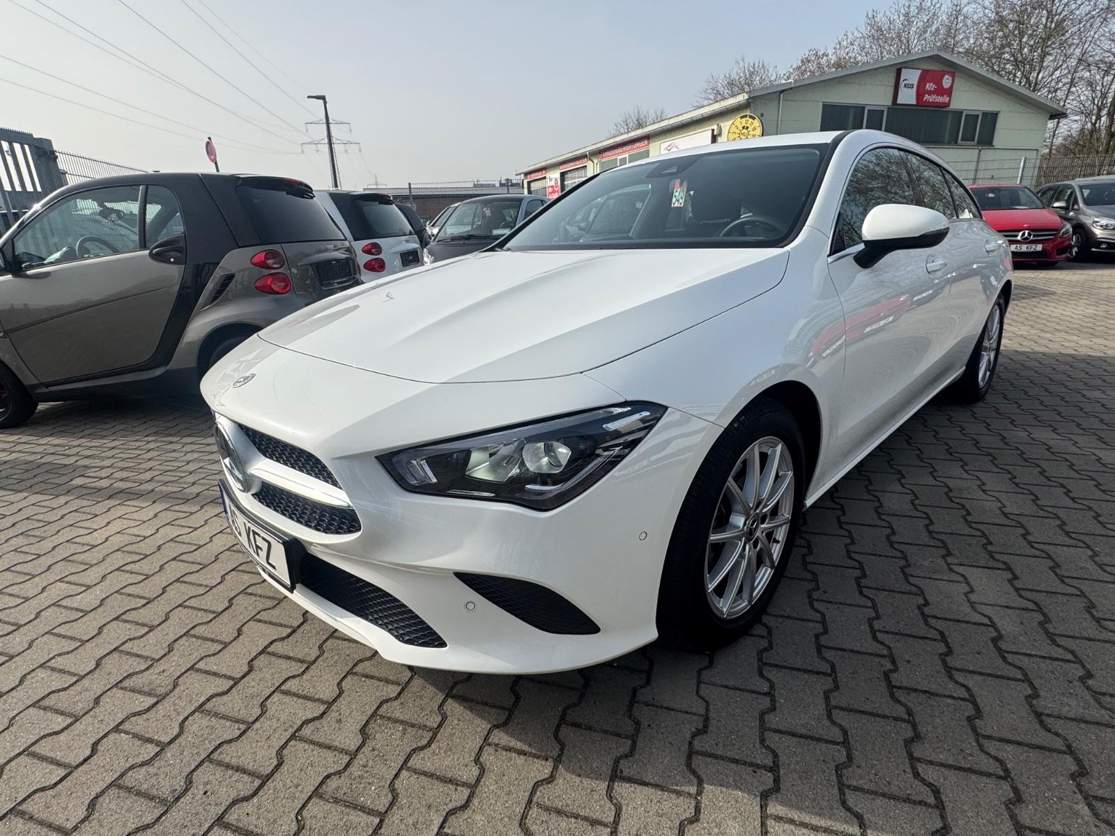 Mercedes-Benz CLA Shooting Brake 200 d LED ALU´S 1 HAND