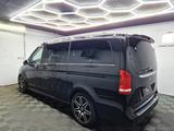 Mercedes-Benz V 300 d AMG VOLL|PANO|MBUX|STANDH|360|BURMESTER| - Mercedes-Benz V-Klasse in Duisburg
