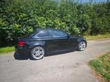 BMW 135i Coupé - - BMW 135 aus 2008: Coupe