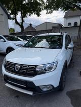 Dacia Logan MCV II Kombi Stepway Celebration - Dacia Logan Stepway mit Diesel-Antrieb