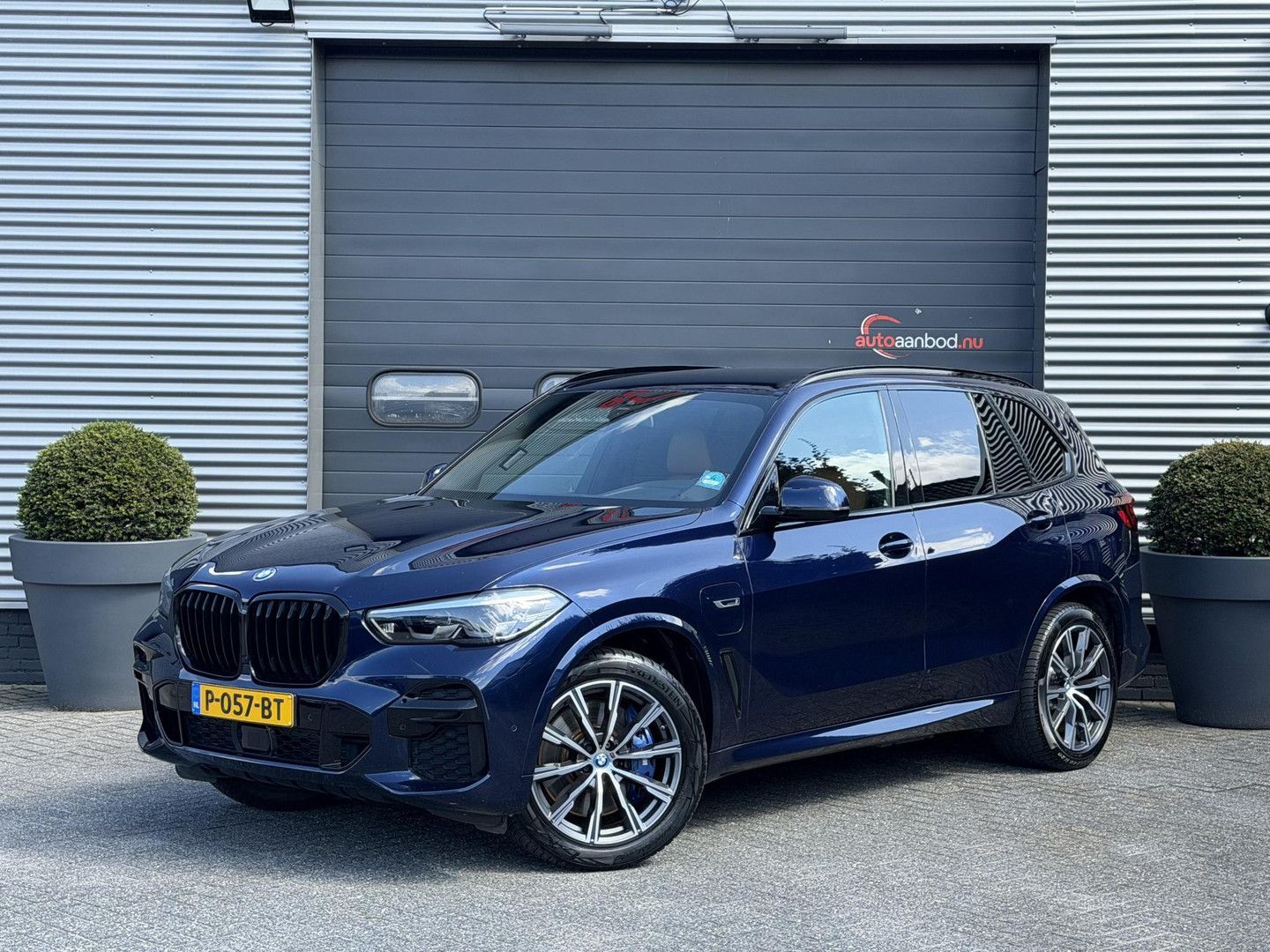 BMW X5 xDrive45e High Executive M-Sport | navi | luf
