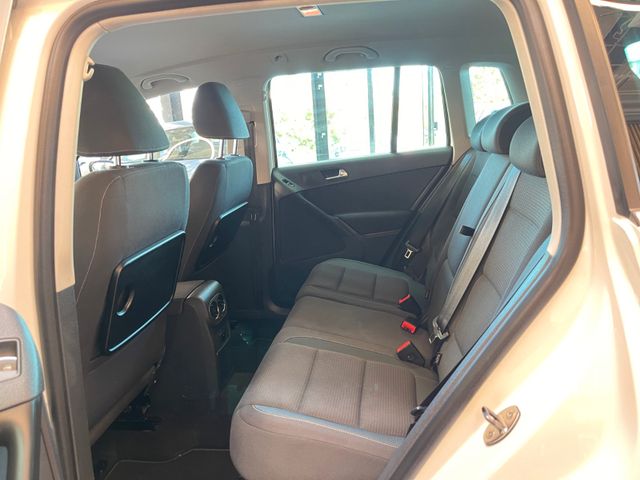 Volkswagen Tiguan Team 4Motion *Parkassistent*Navi*Kamera*