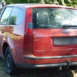 Ford Focus 2007 — rear view
