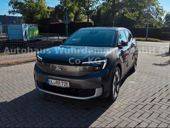Ford Explorer Premium RWD