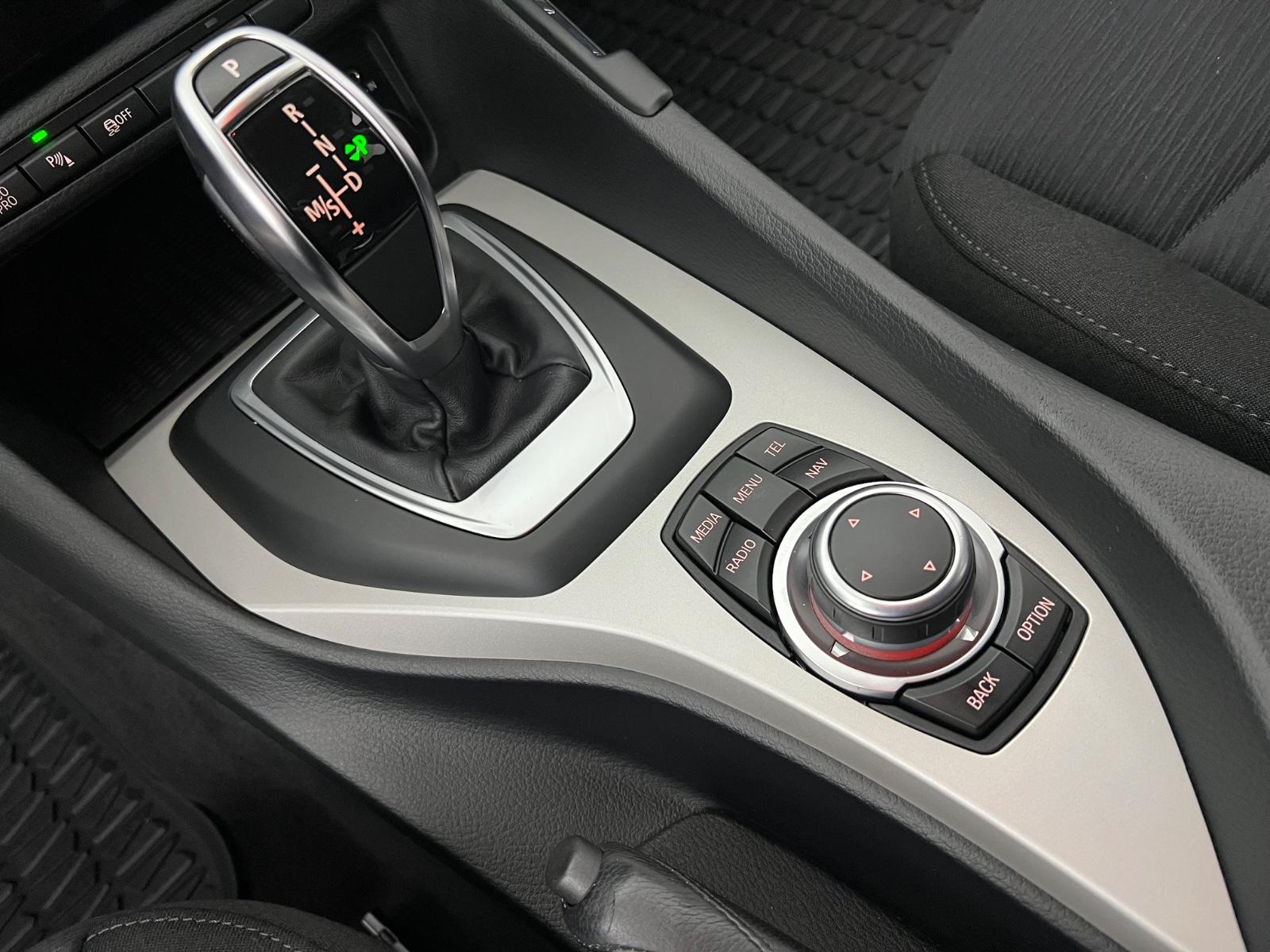 BMW X1 sDrive 20i / 1.HD / NUR 58.tKM / XENON / NAVI