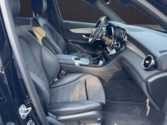 MERCEDES-BENZ GLC 220 d 4Matic AMG Line 9G TRONIC Standheizung