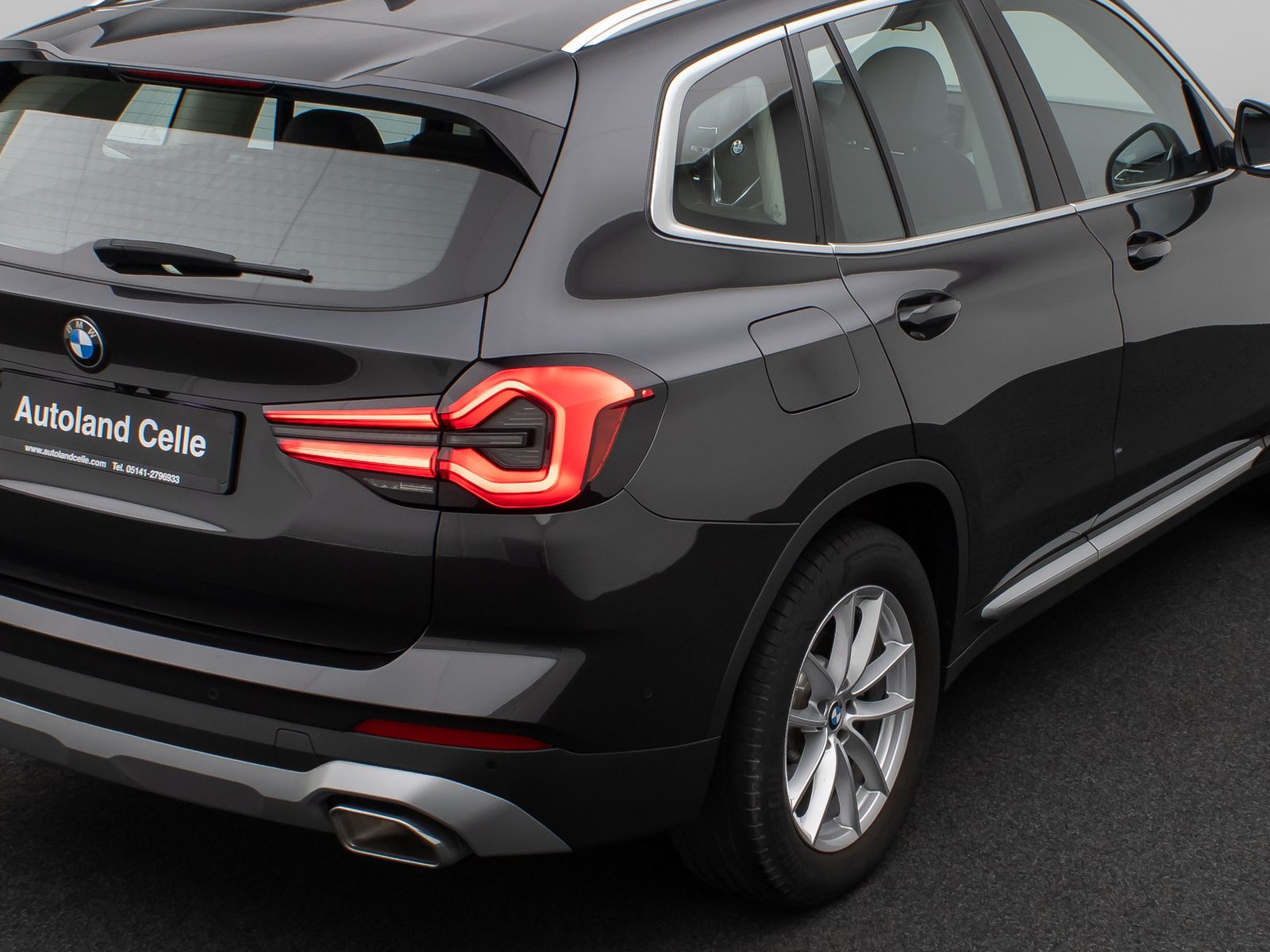 Fahrzeugabbildung BMW X3 xD20d Panorama Kamera DAB HiFi Komfort Alarm