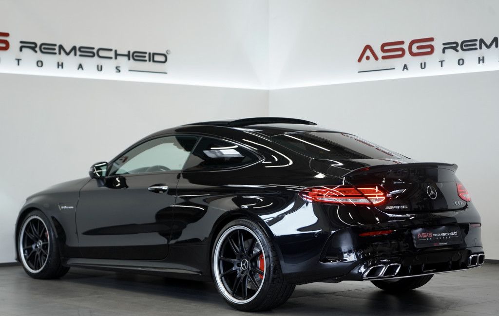 Mercedes Benz C 63 Amg