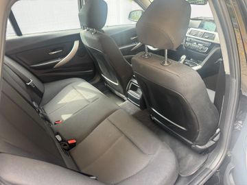 BMW 318 - 8