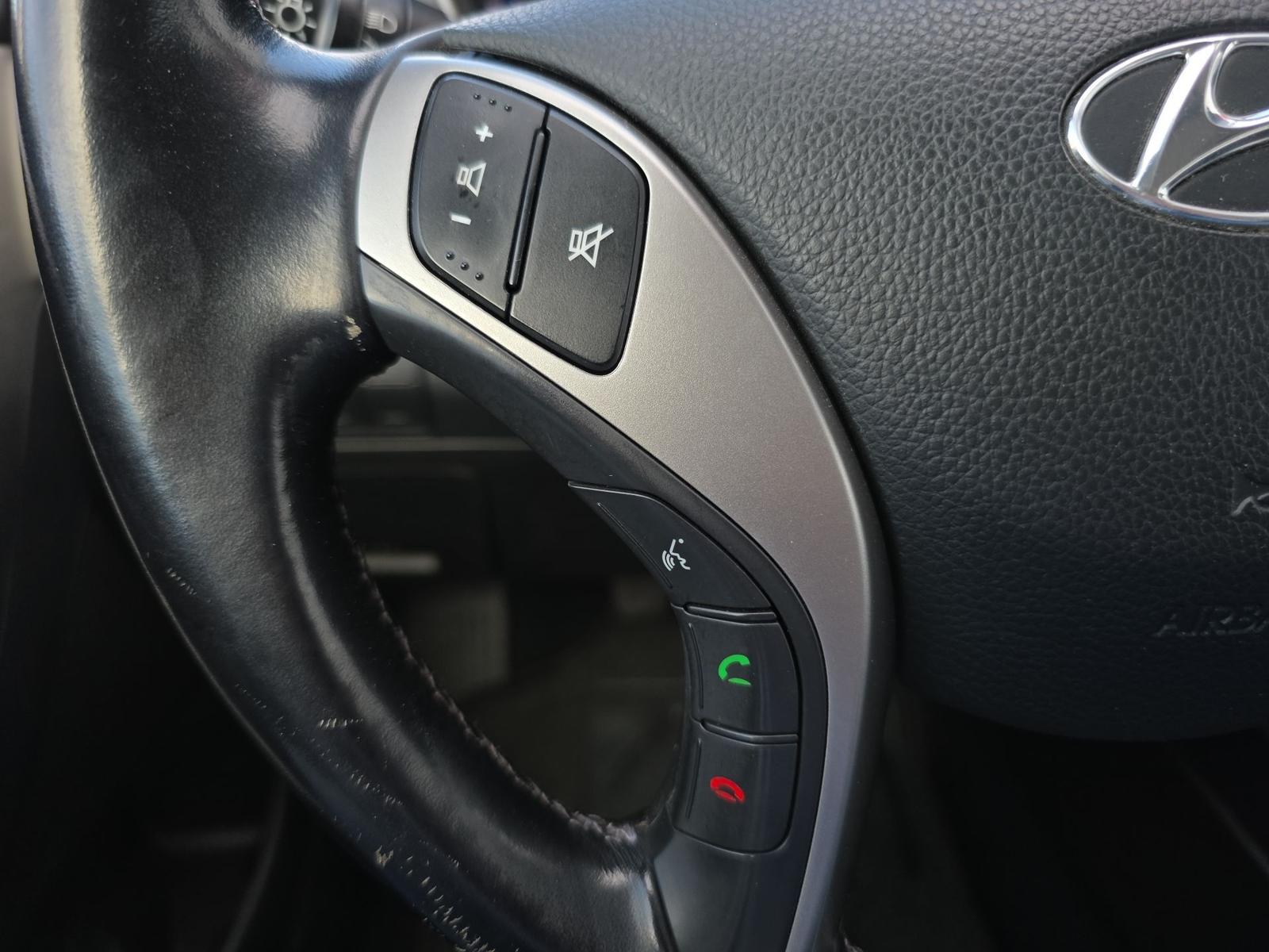Hyundai i30 1.4 Classic Sitzheizung PDC Bluetooth Klima