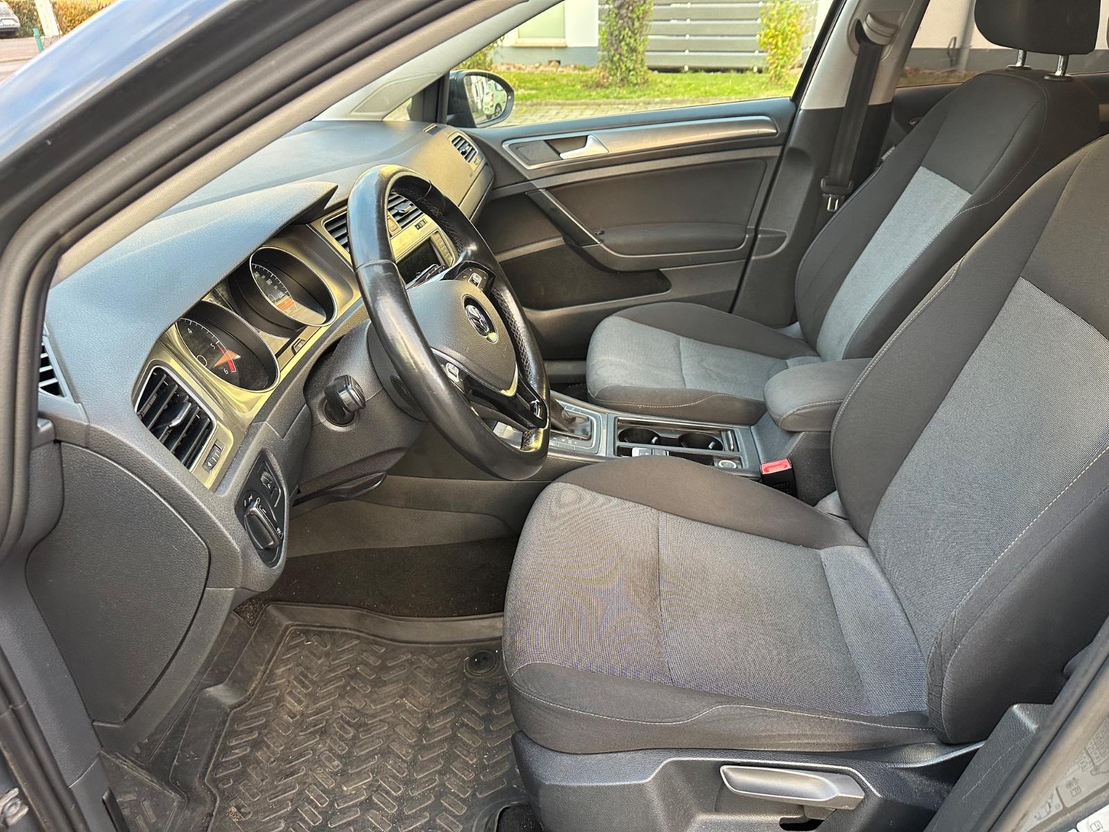 Volkswagen Golf 2015 — photo 11