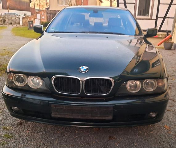 BMW Bmw E39 520 bis TÜV 04/26 Oxfordgrün mit B...