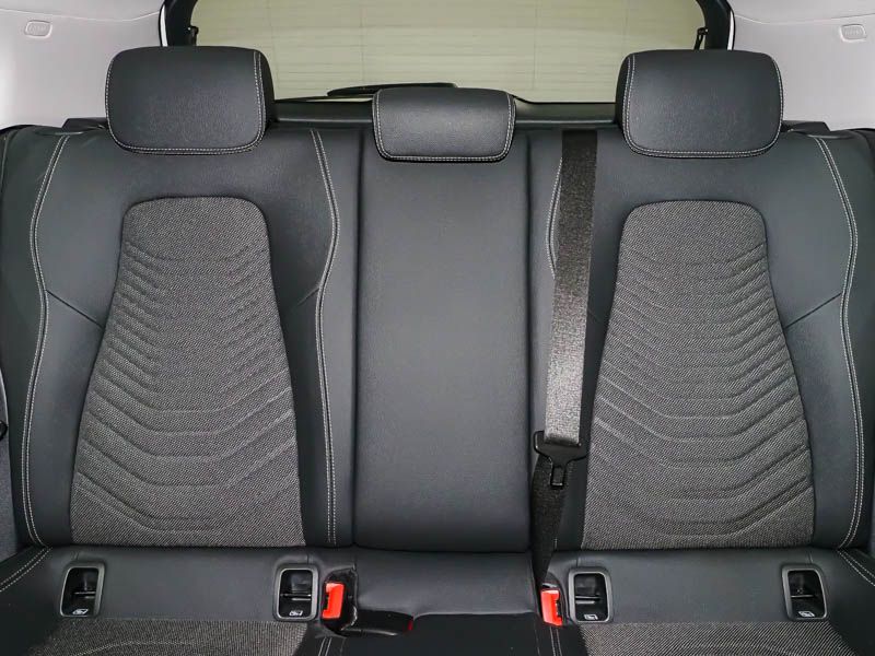 Fahrzeugabbildung Mercedes-Benz A 180 PROGRESSIVE+AHK+LENKRADHEIZ+KAMERA+LED+