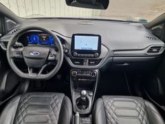 Fahrzeugabbildung Ford Puma ST-Line Vignale Navi LED ACC SiHz RFK AHK