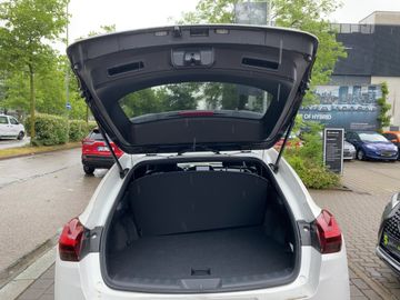 Lexus UX - 10