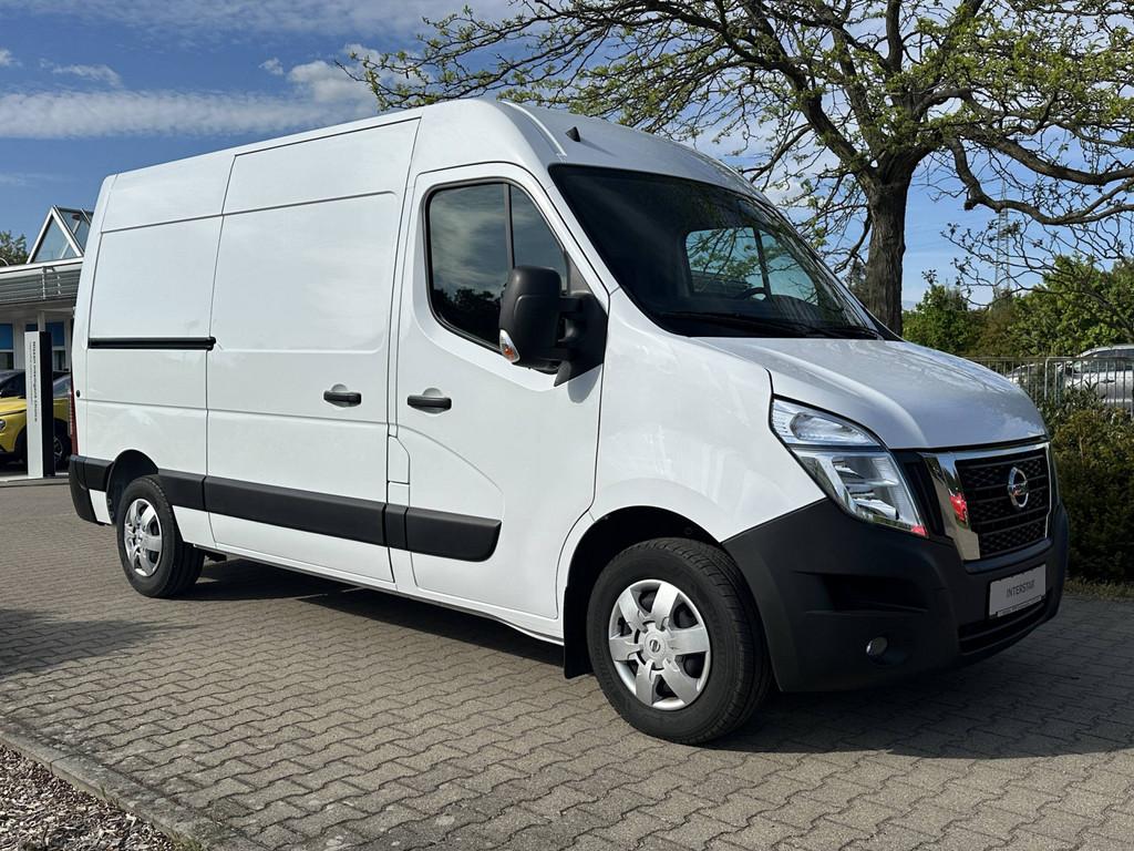 Nissan Interstar