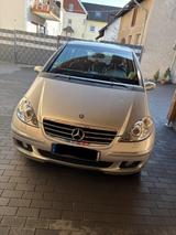 Mercedes-Benz 200 - gebrauchte Mercedes-Benz 200 aus dem Jahr 2006