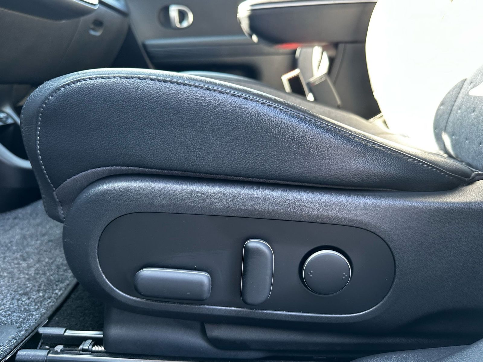 Fahrzeugabbildung Hyundai Ioniq 5 Techniq 2WD WERKSGAR NAVI+LED+KAMER+WP+