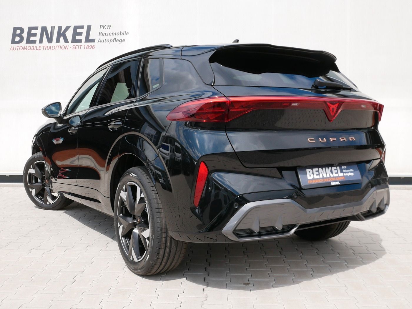 Fahrzeugabbildung CUPRA Terramar 1.5 eTSI NEU51T DSG Matrix ! 4 Pakete !