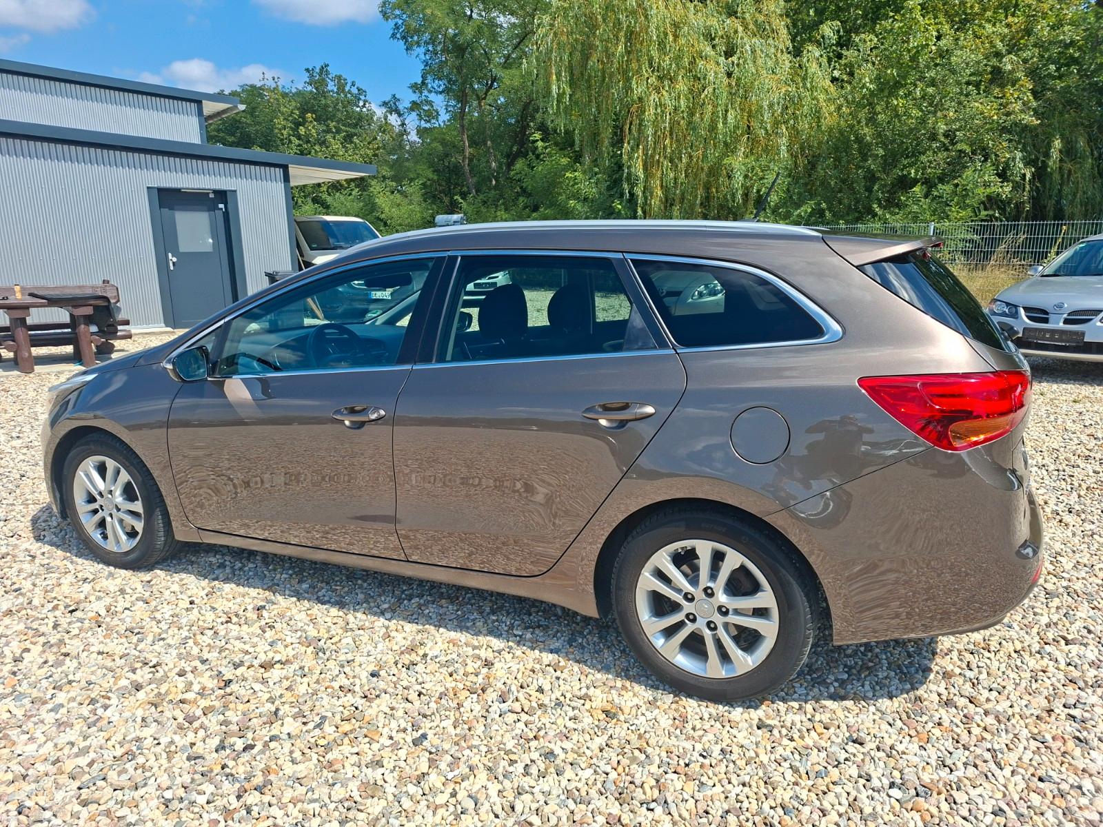 Kia cee'd 2015 — photo 7