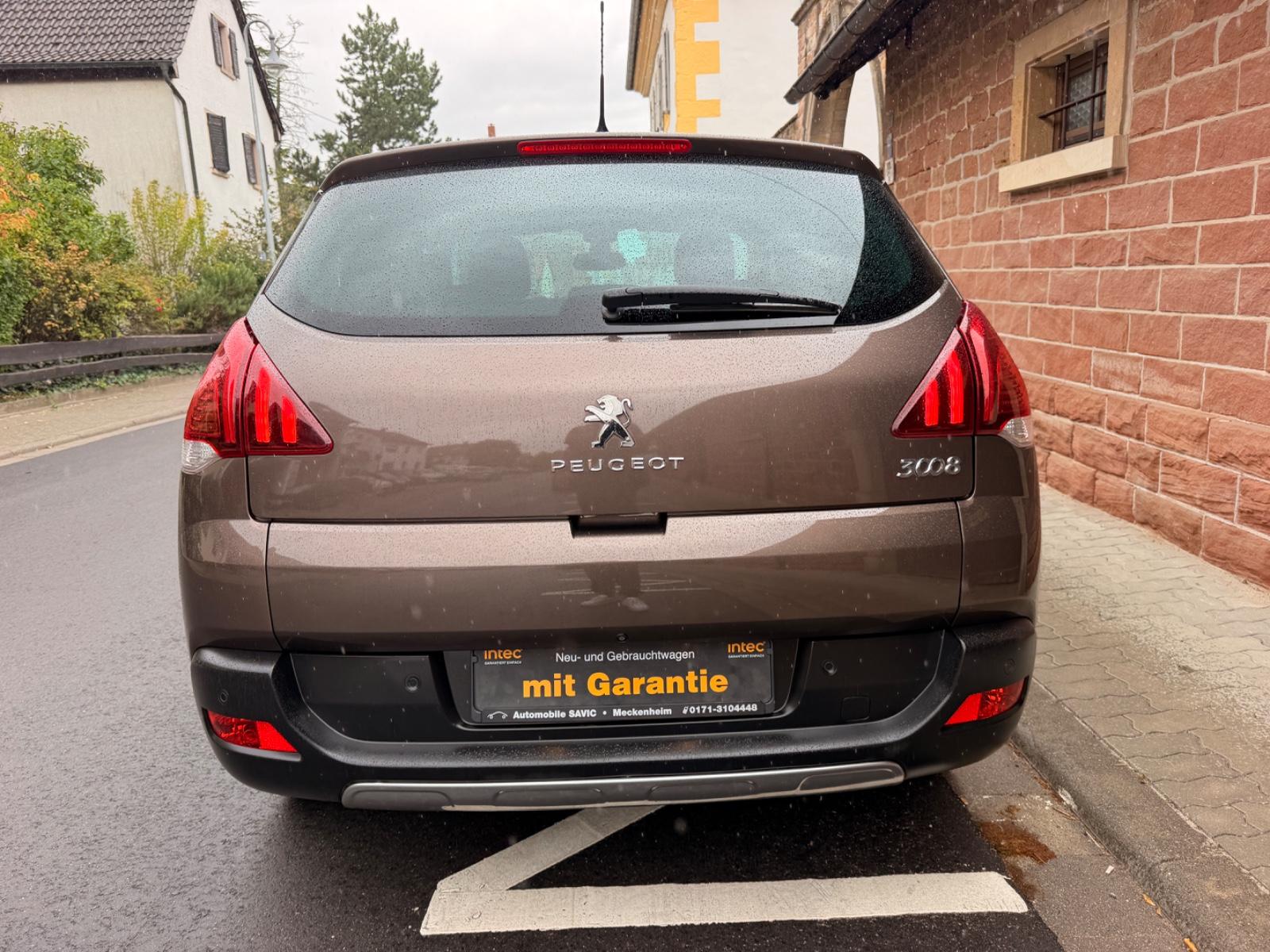Peugeot 3008 Allure 1.6 16V Turbo Navi / Pano / Xenon