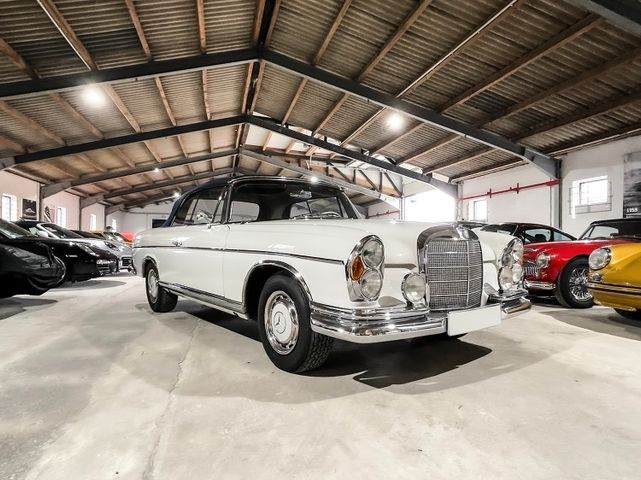 Mercedes-Benz 300 SE Cabriolet in Bestzustand - Matching