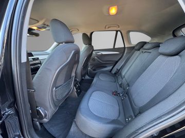 BMW X1 sDrive 18d Advantage*Buisness*LED*PDC*8-fach*